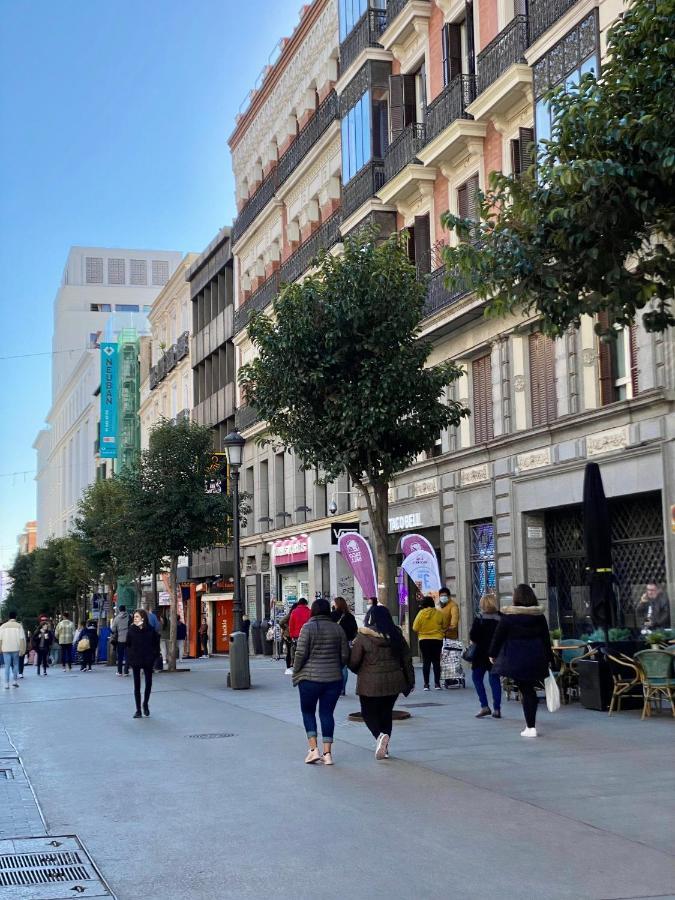 Appartamento Charming Gran Via VI Madrid Esterno foto
